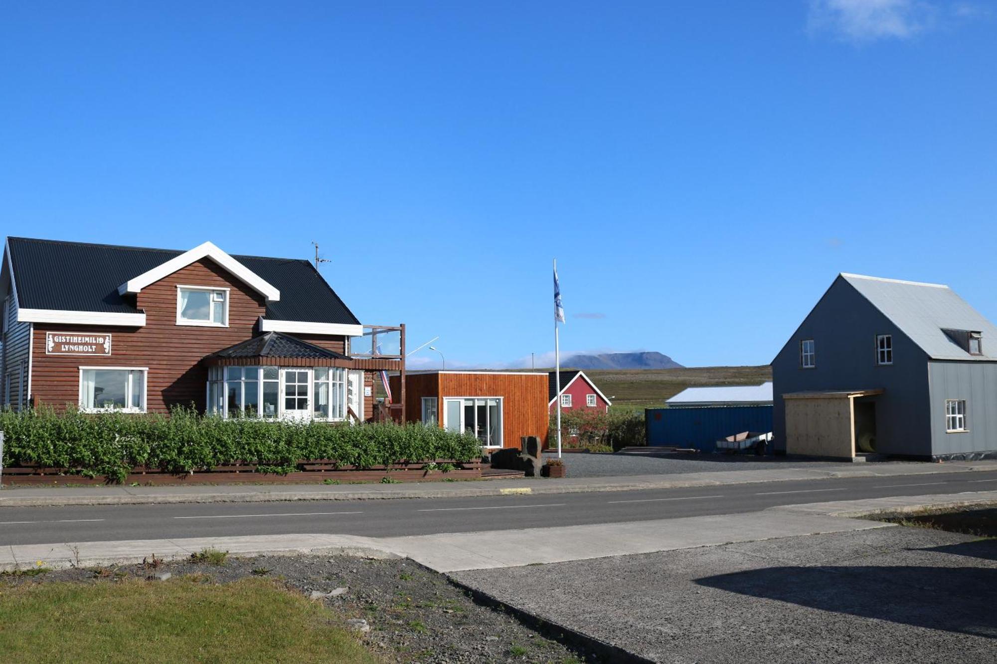 Guesthouse Lyngholt Þórshöfn Dış mekan fotoğraf