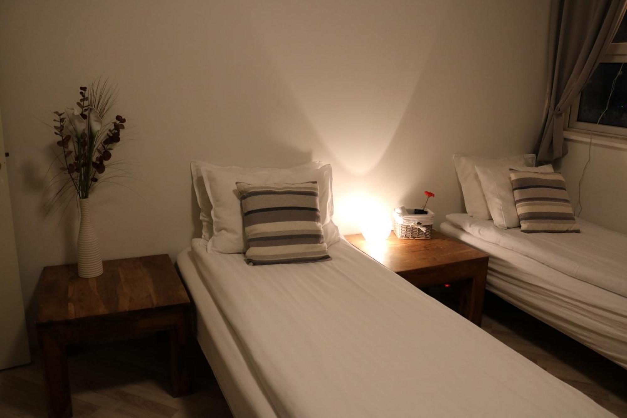 Guesthouse Lyngholt Þórshöfn Dış mekan fotoğraf