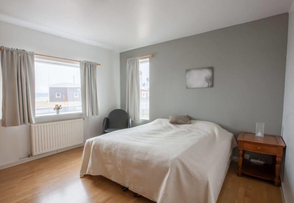 Guesthouse Lyngholt Þórshöfn Dış mekan fotoğraf