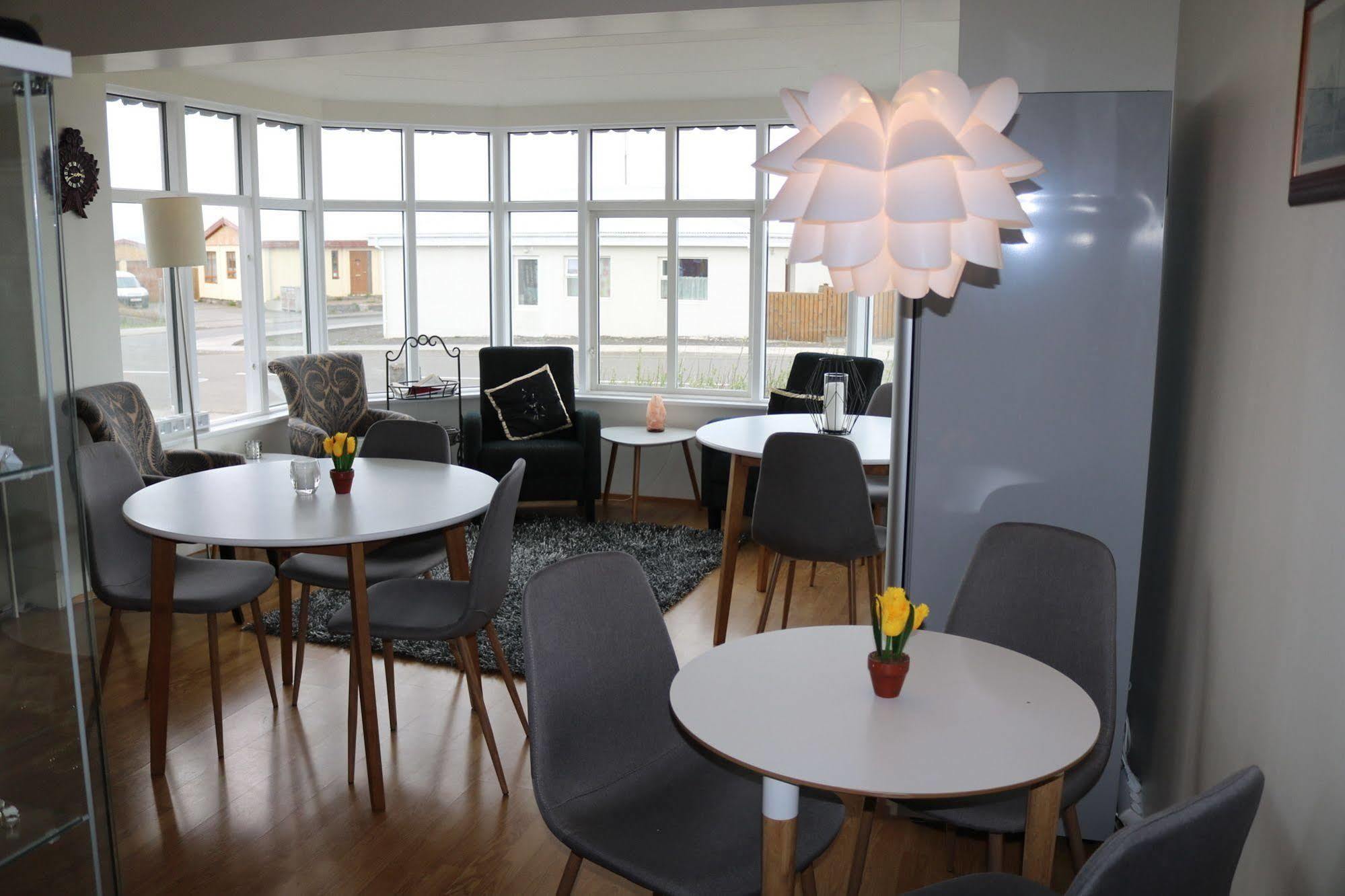 Guesthouse Lyngholt Þórshöfn Dış mekan fotoğraf